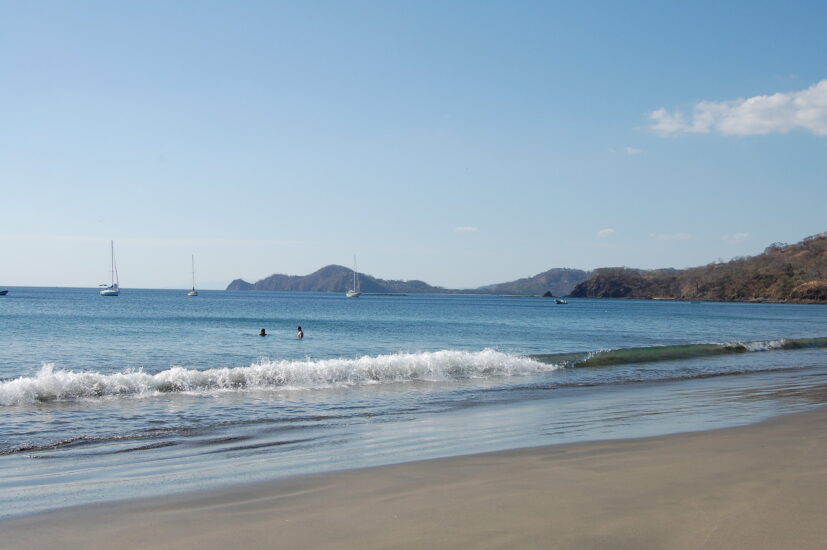Playa Hermosa. Foto por anji barton. Flickr.