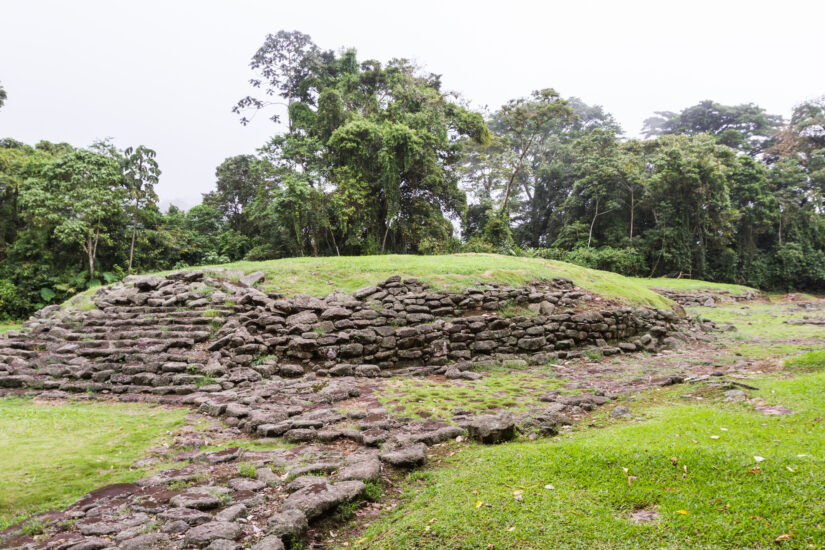 Monumento Nacional Guayabo en Costa Rica. Foto por Depositphotos.