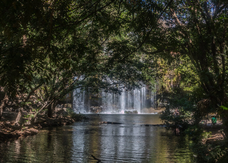 Qué ver en Cascada Llanos de Cortés. Foto por PatrickRohe. Flickr.