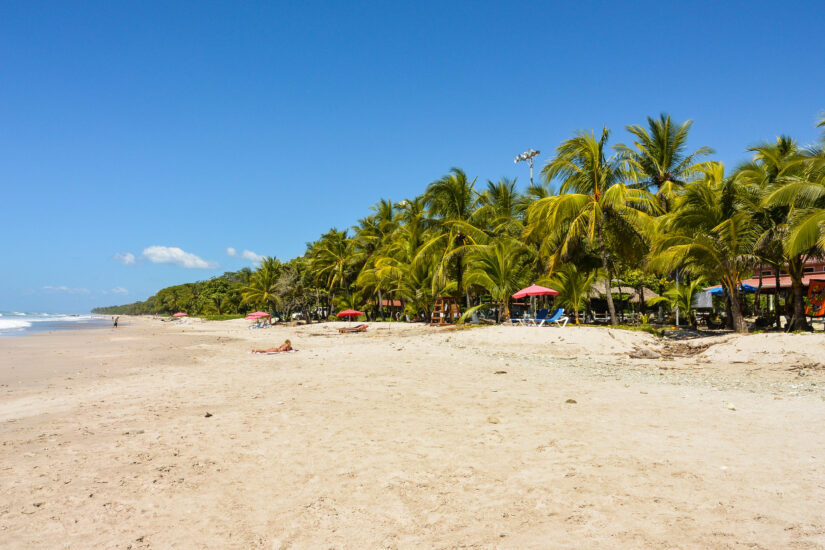 Disfruta de Playa Malpaís. Foto por JoyAndJourney. Flickr.