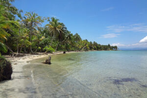 Mejores Playas de Costa Rica. Foto por Depositphotos.